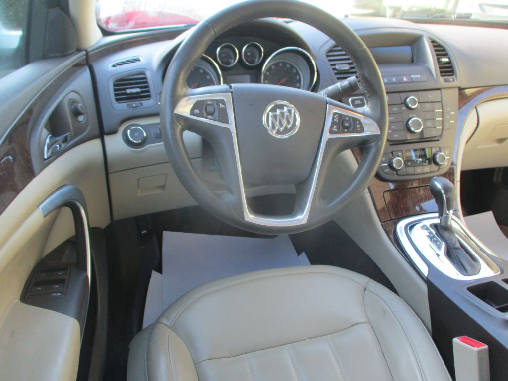 Photo 8 of this BUICK REGAL
