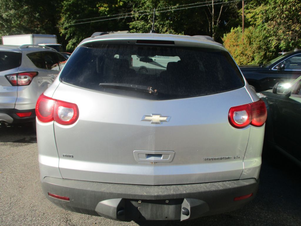 Photo 5 of this CHEVROLET TRAVERSE