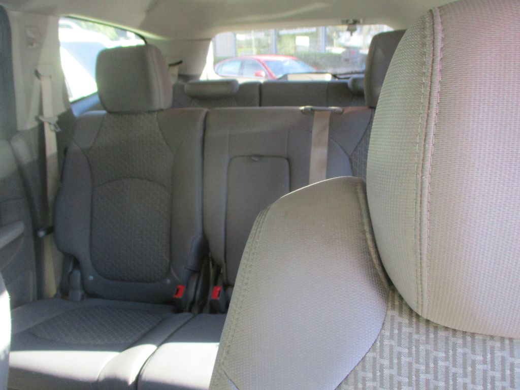 Photo 11 of this CHEVROLET TRAVERSE