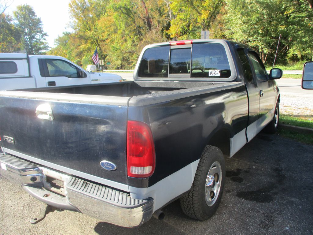 Photo 5 of this FORD F-150 HERITAGE