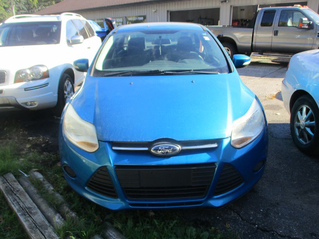 Photo 2 of this FORD FOCUS