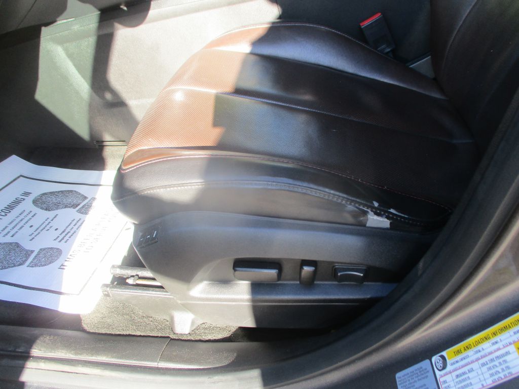 Photo 11 of this GMC TERRAIN