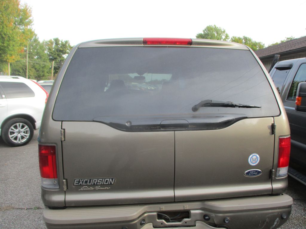 Photo 6 of this FORD EXCURSION
