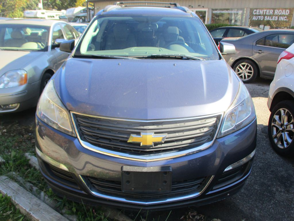 Photo 4 of this CHEVROLET TRAVERSE