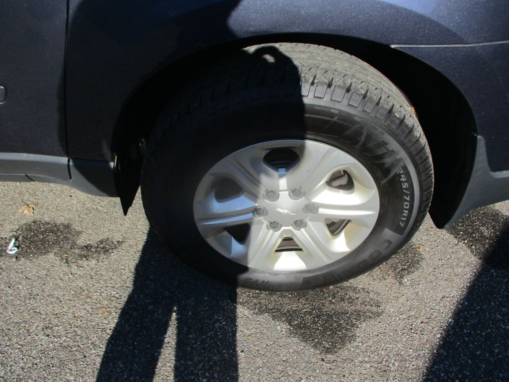 Photo 5 of this CHEVROLET TRAVERSE