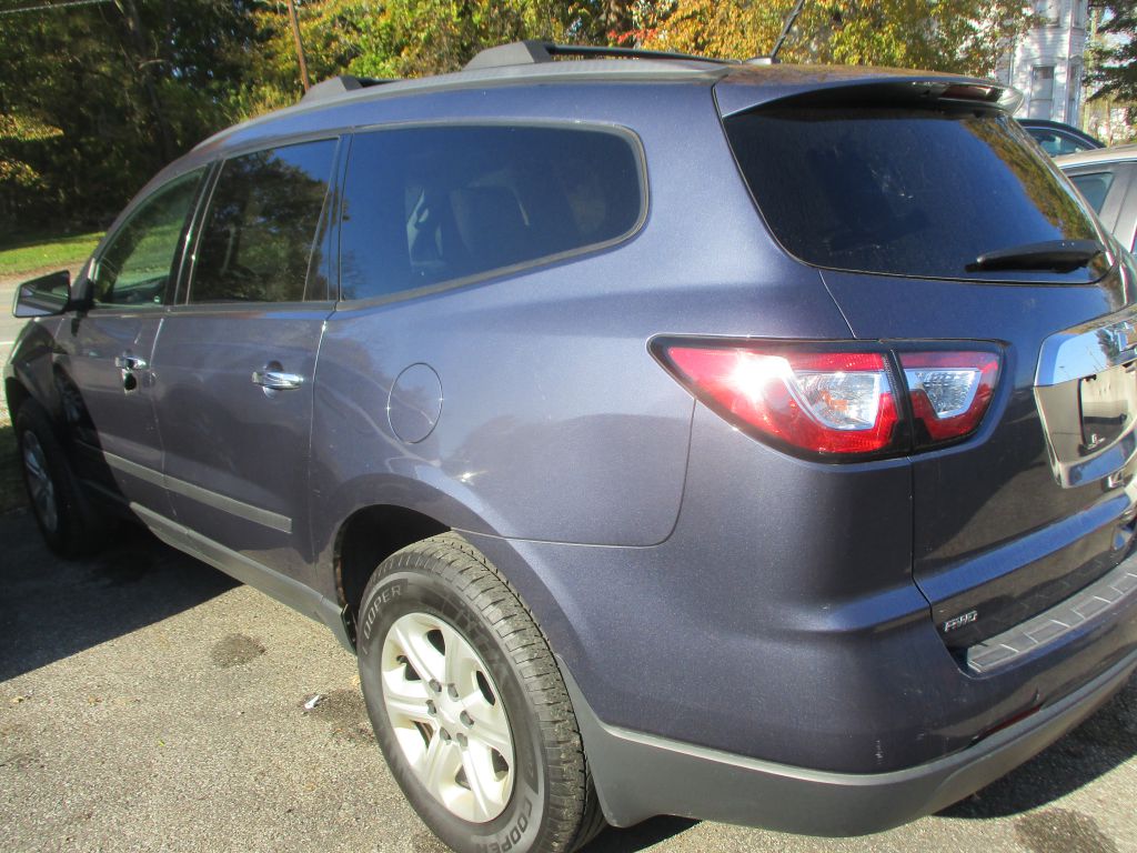 Photo 6 of this CHEVROLET TRAVERSE