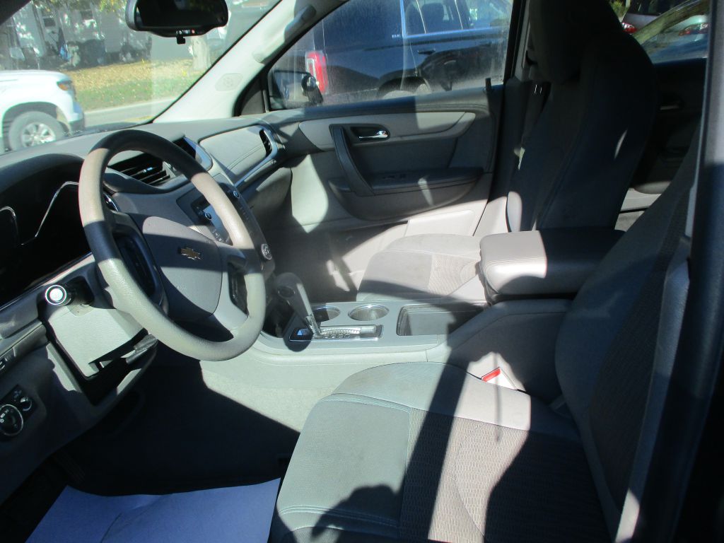 Photo 14 of this CHEVROLET TRAVERSE