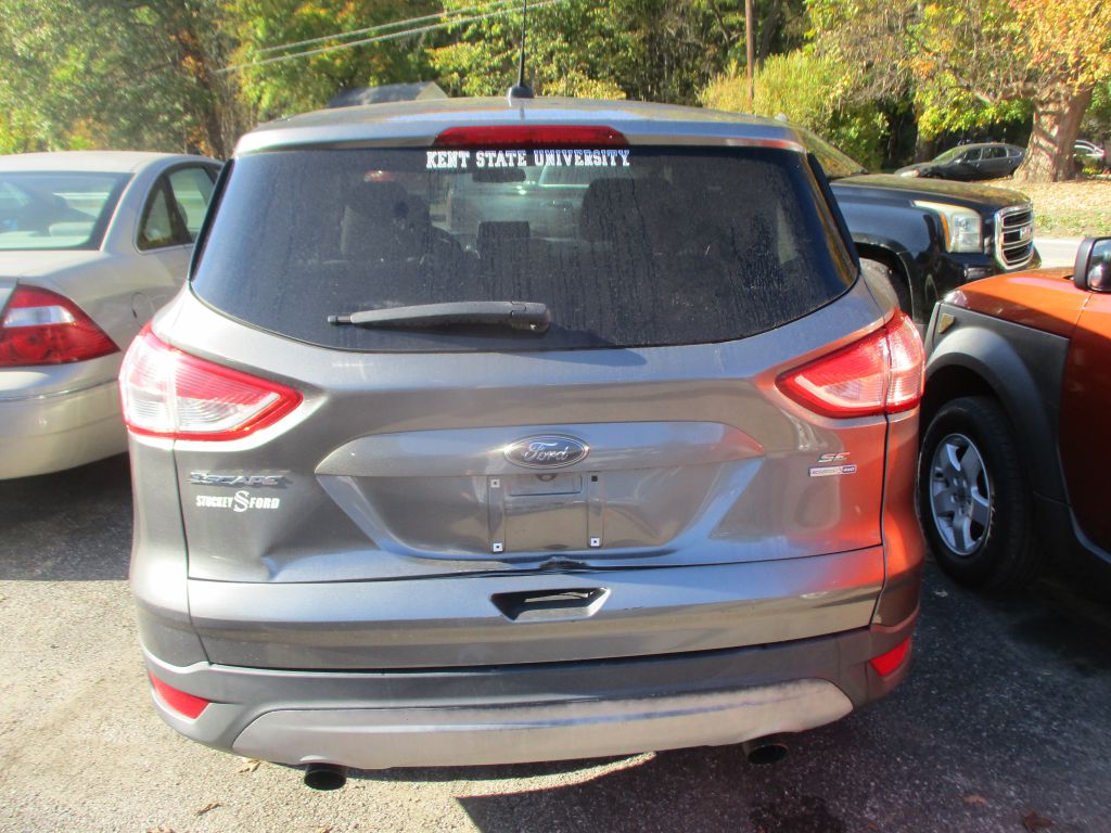 Photo 6 of this FORD ESCAPE