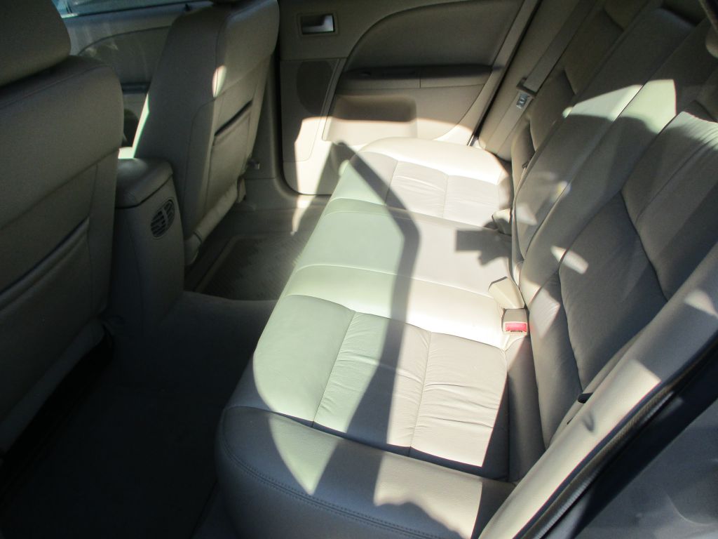Photo 10 of this FORD FIVE HUNDRED