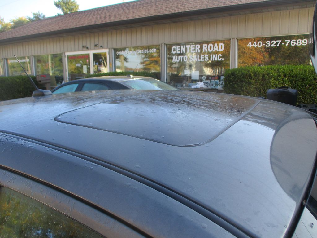 Photo 3 of this FORD FUSION