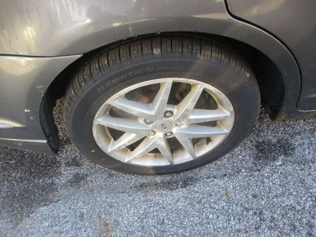Photo 4 of this FORD FUSION