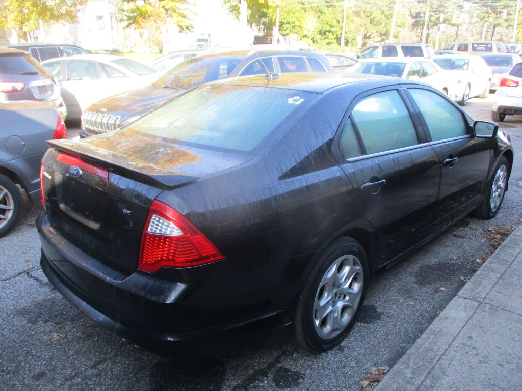 Photo 6 of this FORD FUSION