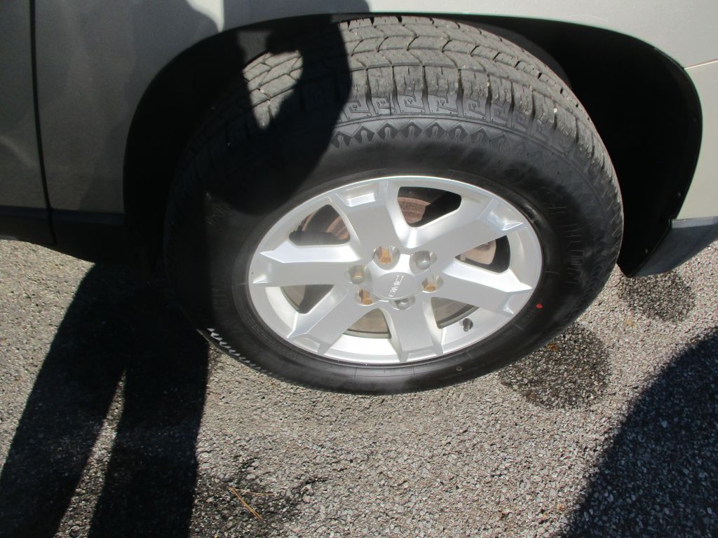 Photo 4 of this GMC ACADIA
