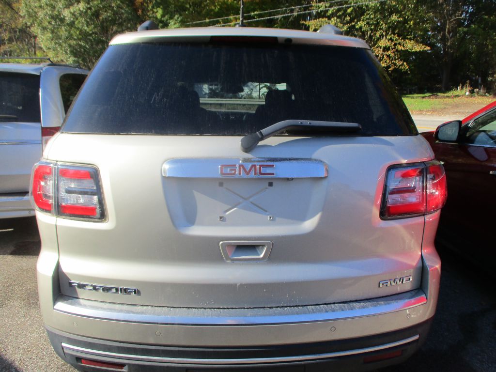 Photo 6 of this GMC ACADIA