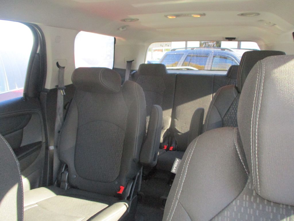 Photo 15 of this GMC ACADIA