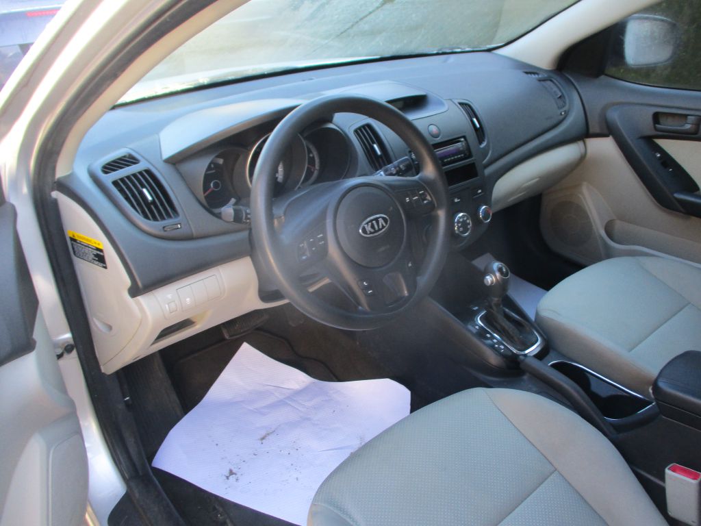 Photo 9 of this KIA FORTE