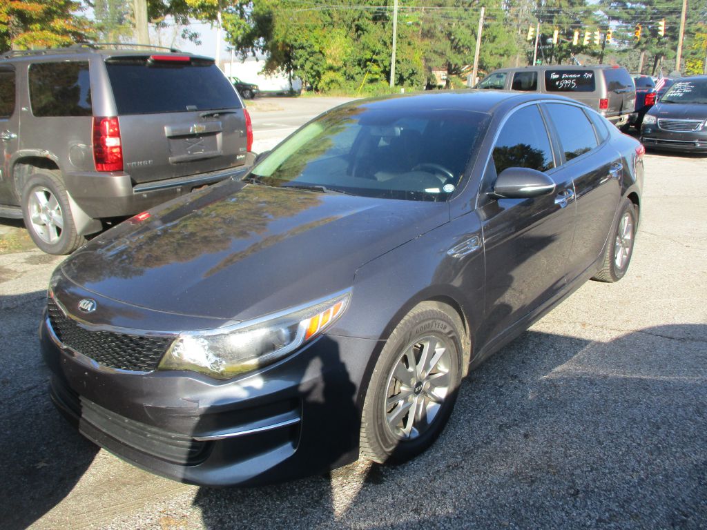 Photo 2 of this KIA OPTIMA