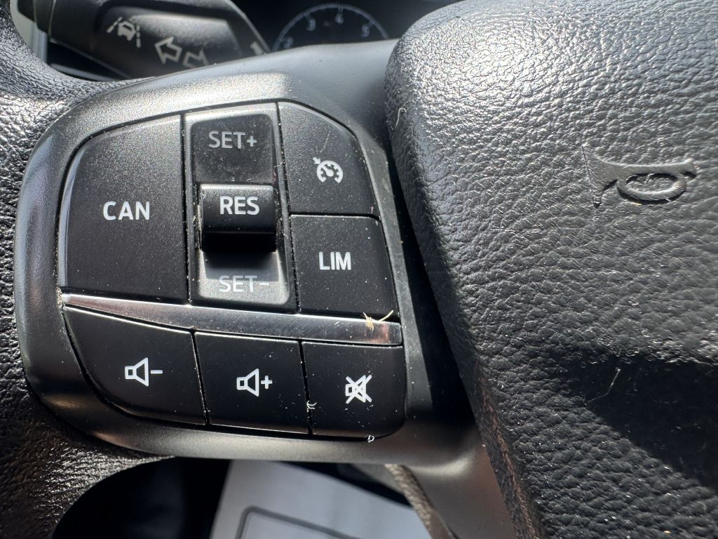 Photo 12 of this FORD TRANSIT