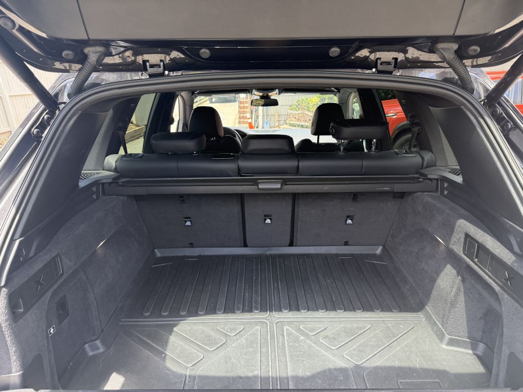 Photo 14 of this BMW X5