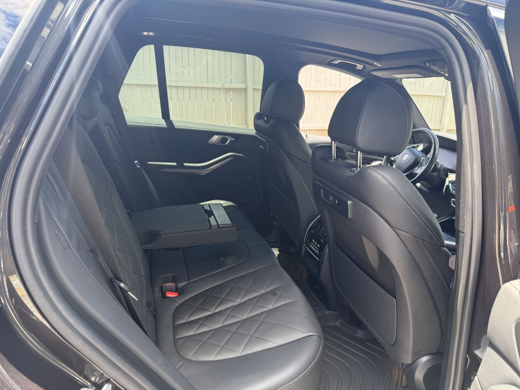 Photo 17 of this BMW X5