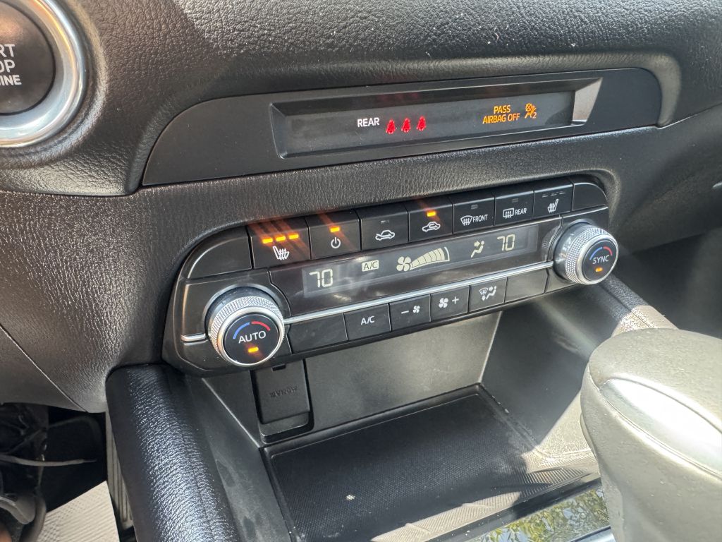 Photo 8 of this MAZDA CX-5