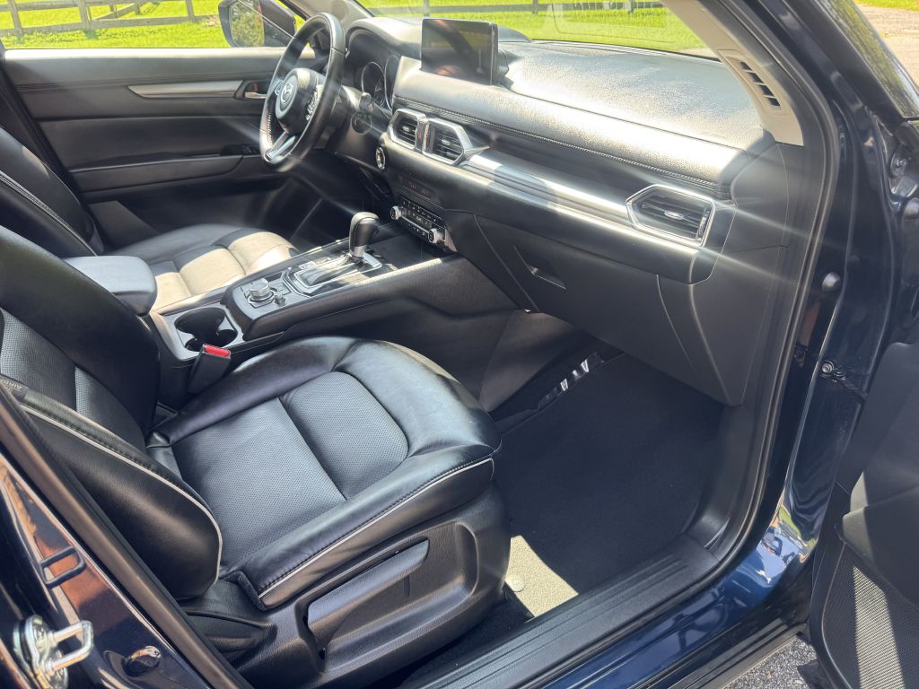 Photo 14 of this MAZDA CX-5