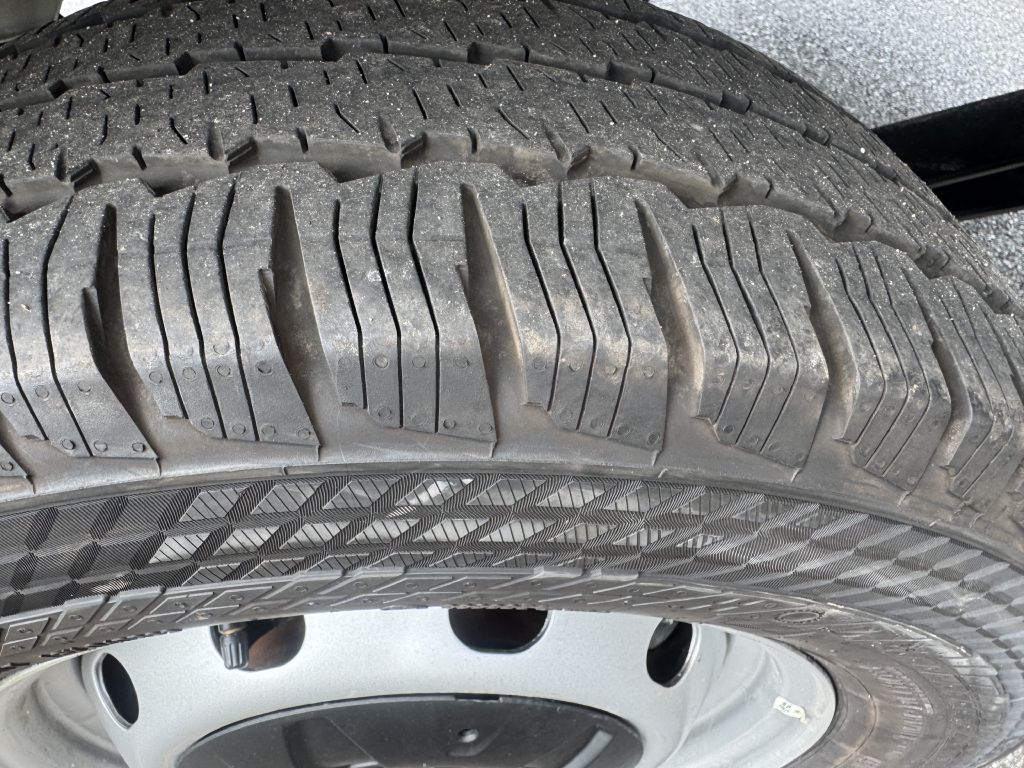 Photo 15 of this FORD TRANSIT