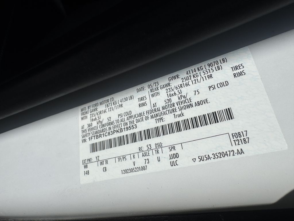 Photo 18 of this FORD TRANSIT