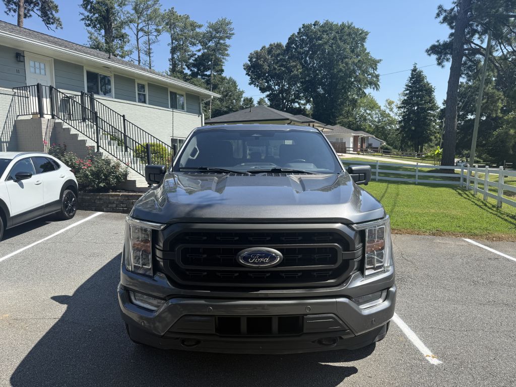Photo 2 of this FORD F150