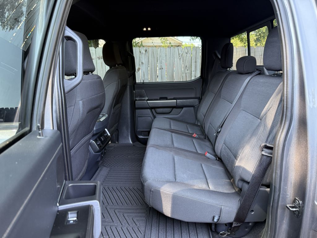 Photo 9 of this FORD F150