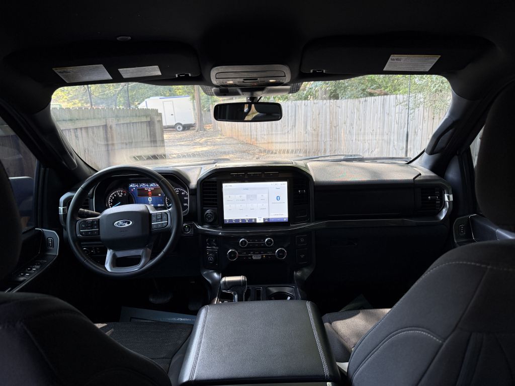 Photo 12 of this FORD F150