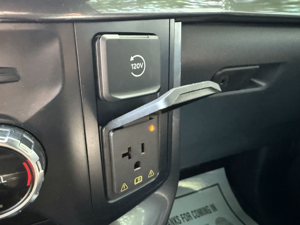 Photo 18 of this FORD F150
