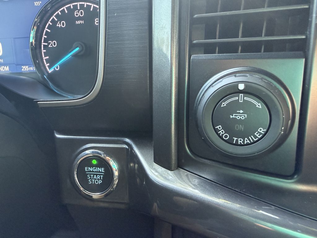 Photo 19 of this FORD F150