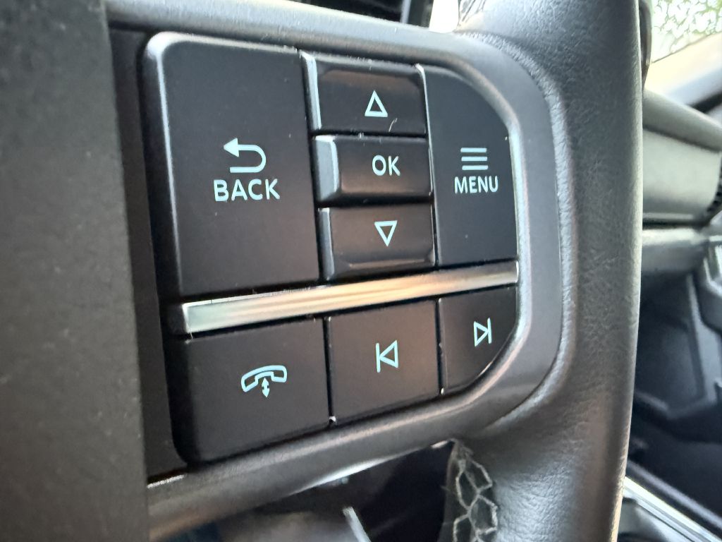 Photo 21 of this FORD F150