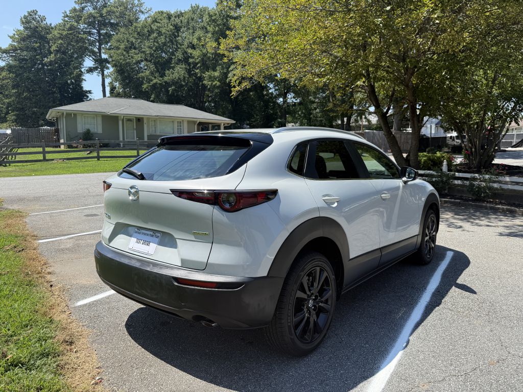 Photo 4 of this MAZDA CX-30