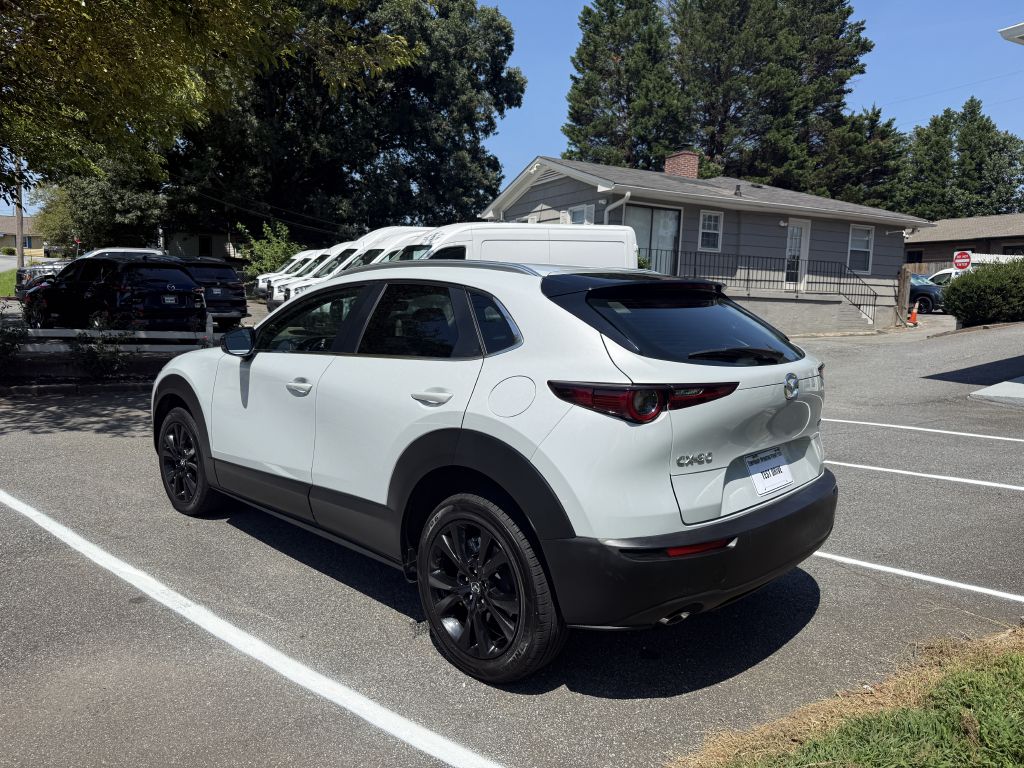 Photo 5 of this MAZDA CX-30