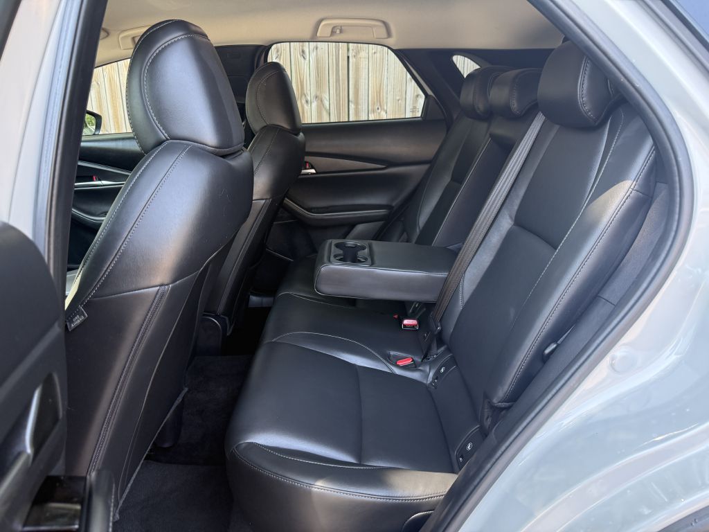 Photo 8 of this MAZDA CX-30