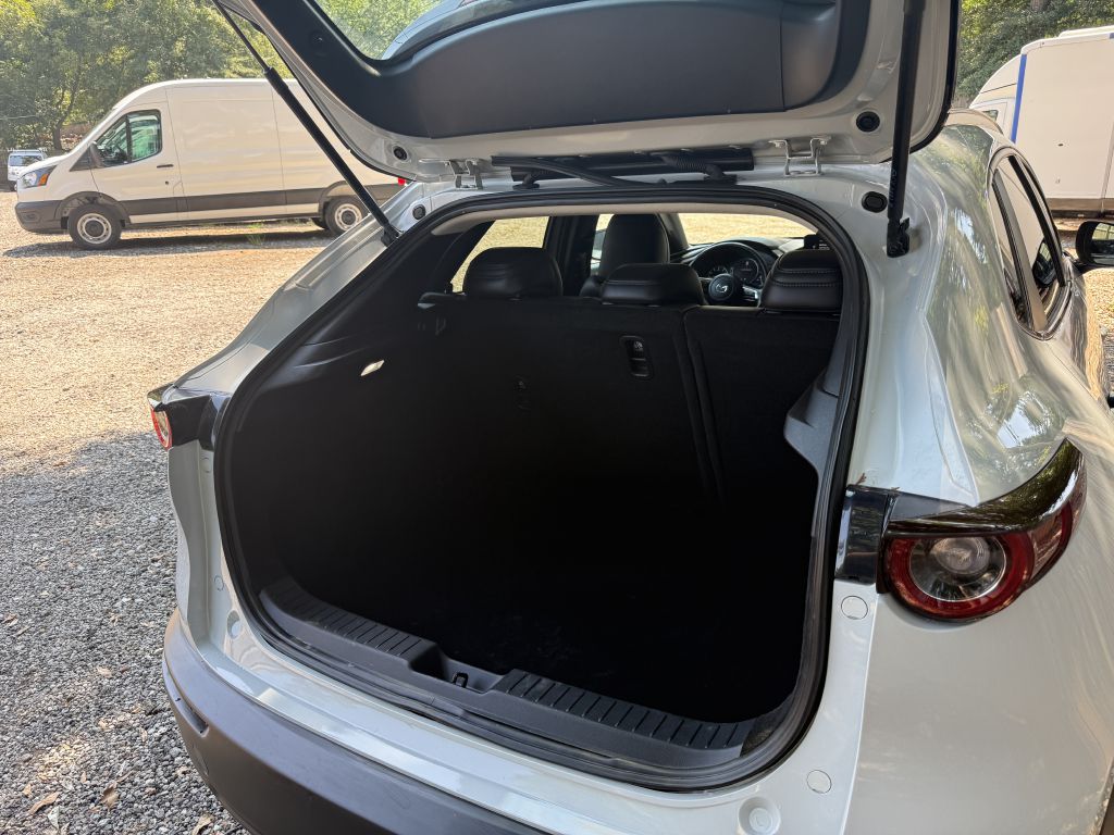 Photo 9 of this MAZDA CX-30