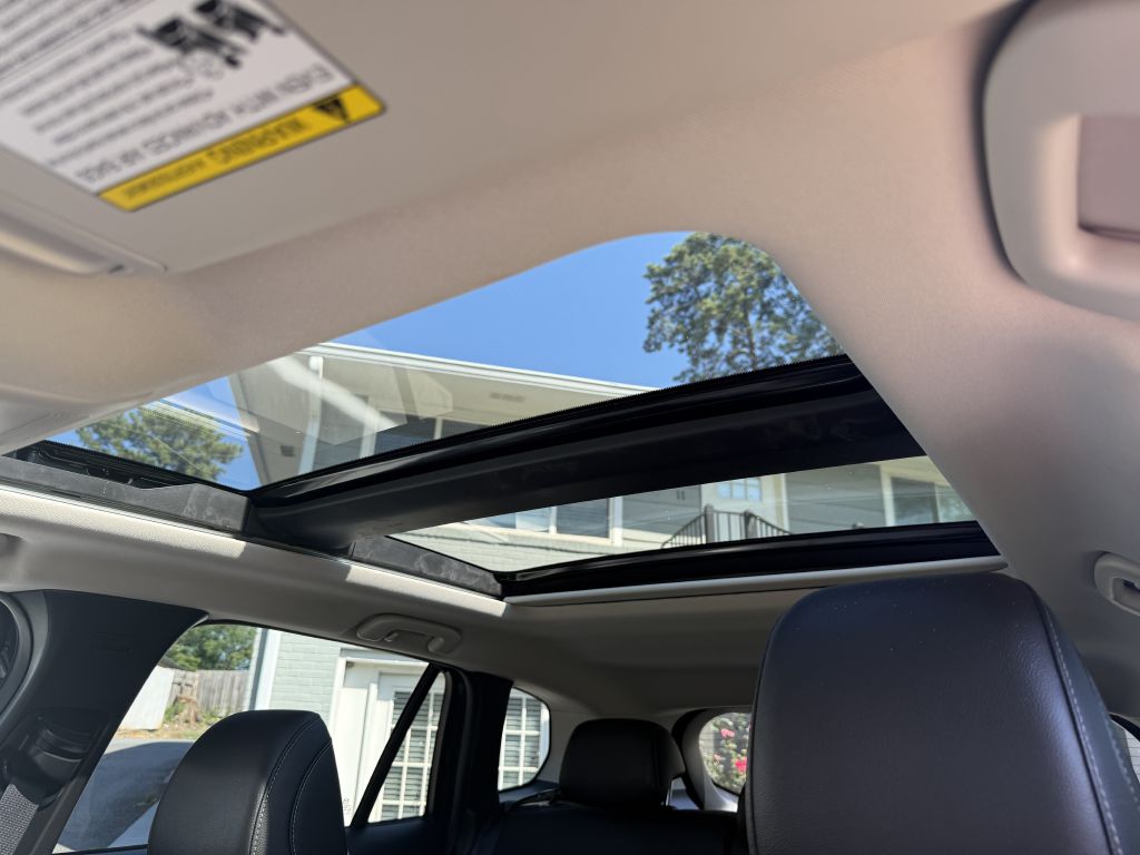 Photo 19 of this MAZDA CX-50