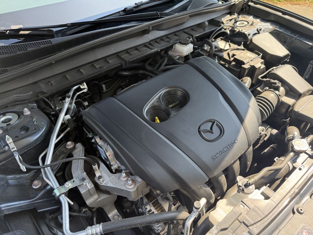 Photo 20 of this MAZDA CX-50