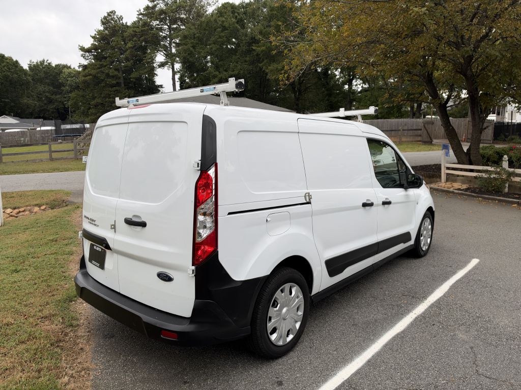 Photo 3 of this FORD TRANSIT CONNECT