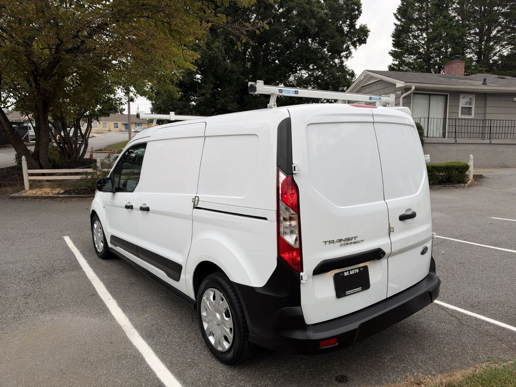 Photo 4 of this FORD TRANSIT CONNECT