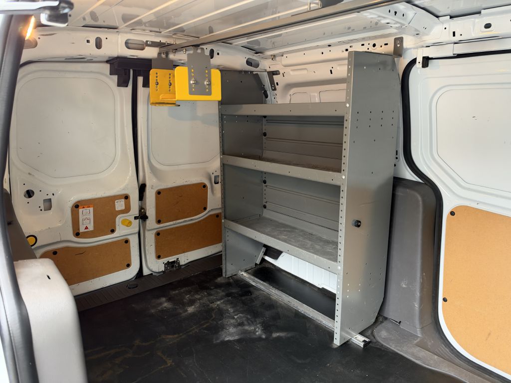 Photo 10 of this FORD TRANSIT CONNECT