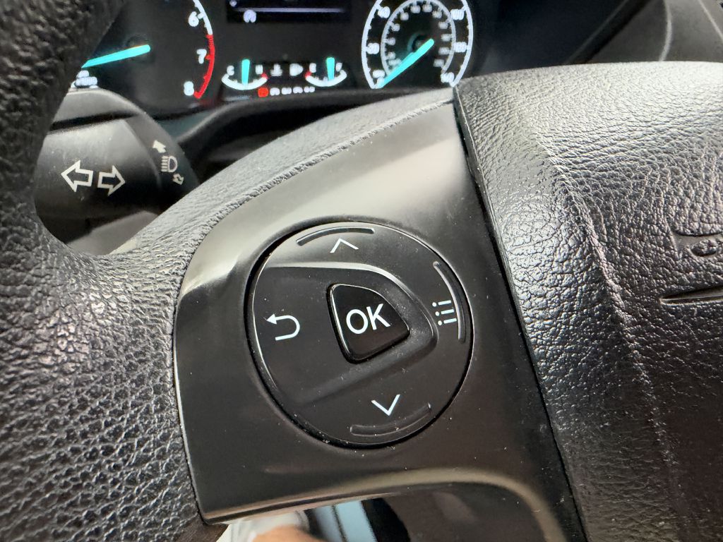 Photo 16 of this FORD TRANSIT CONNECT