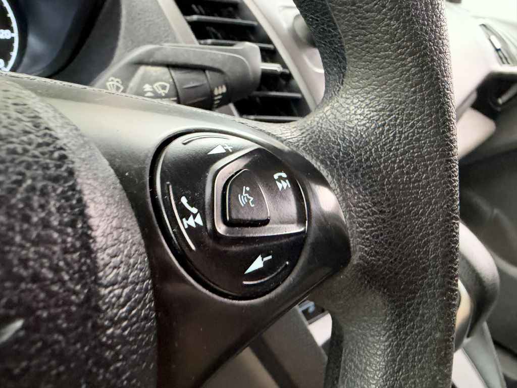 Photo 17 of this FORD TRANSIT CONNECT