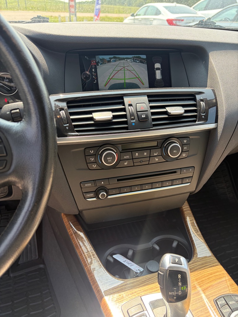 Photo 9 of this BMW X3