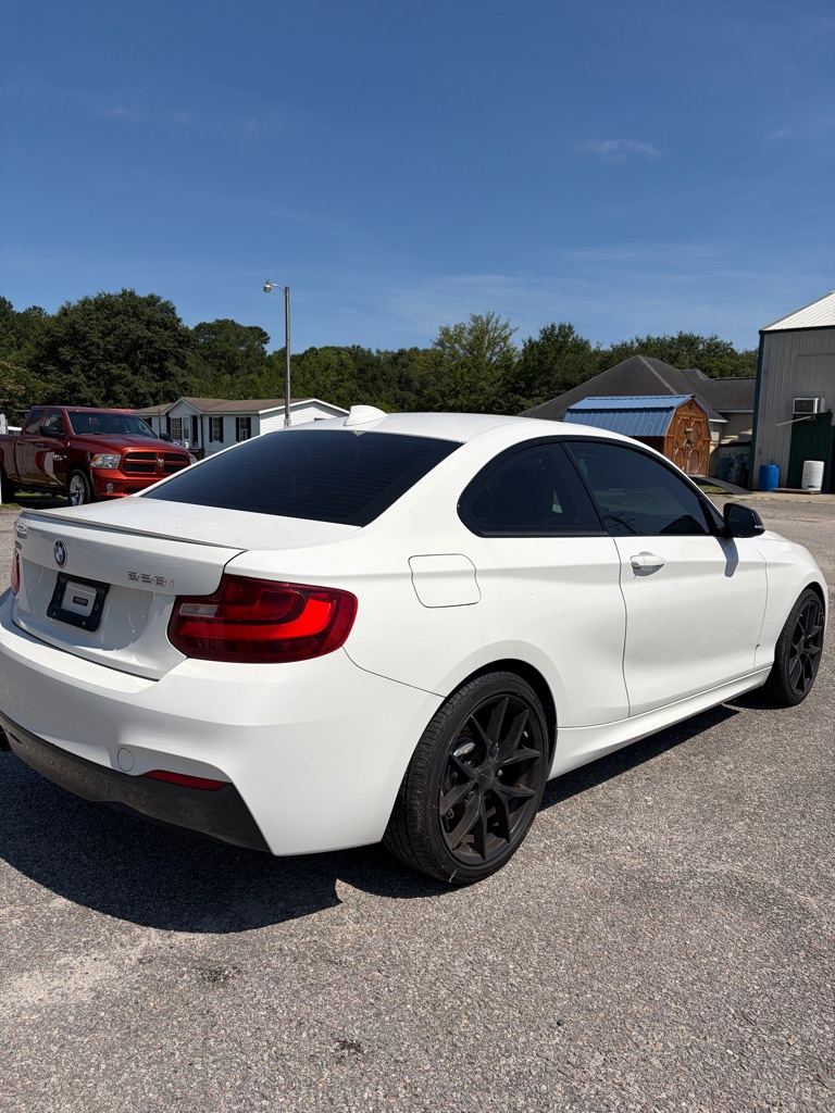 Photo 12 of this BMW 228