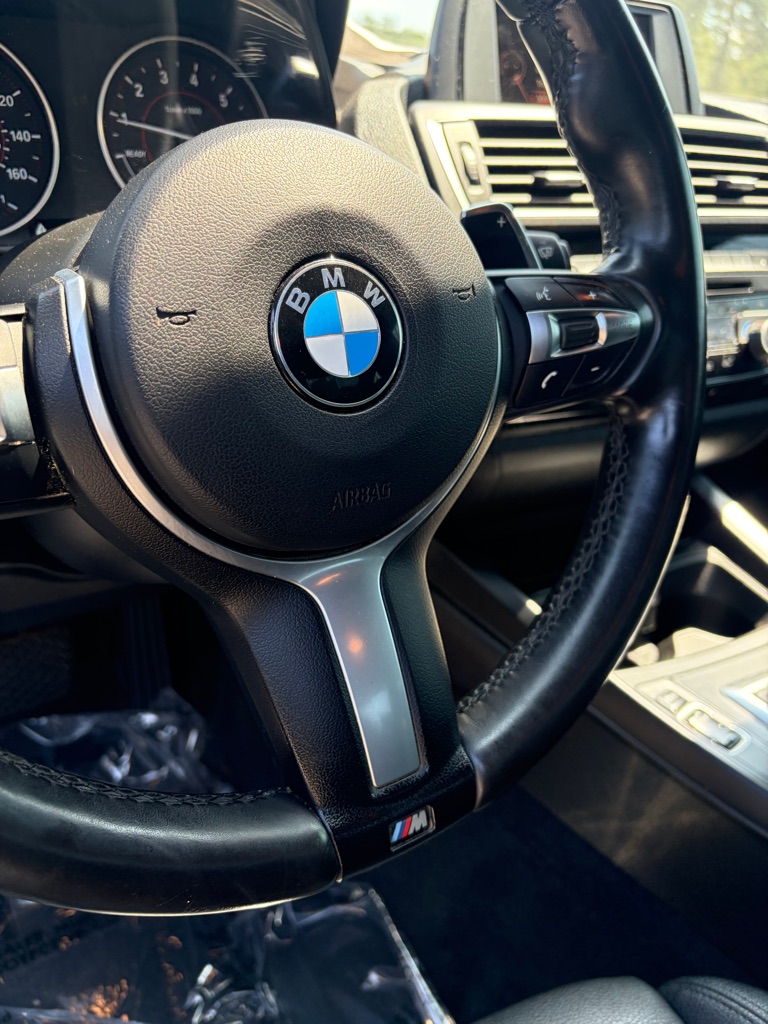 Photo 5 of this BMW 228