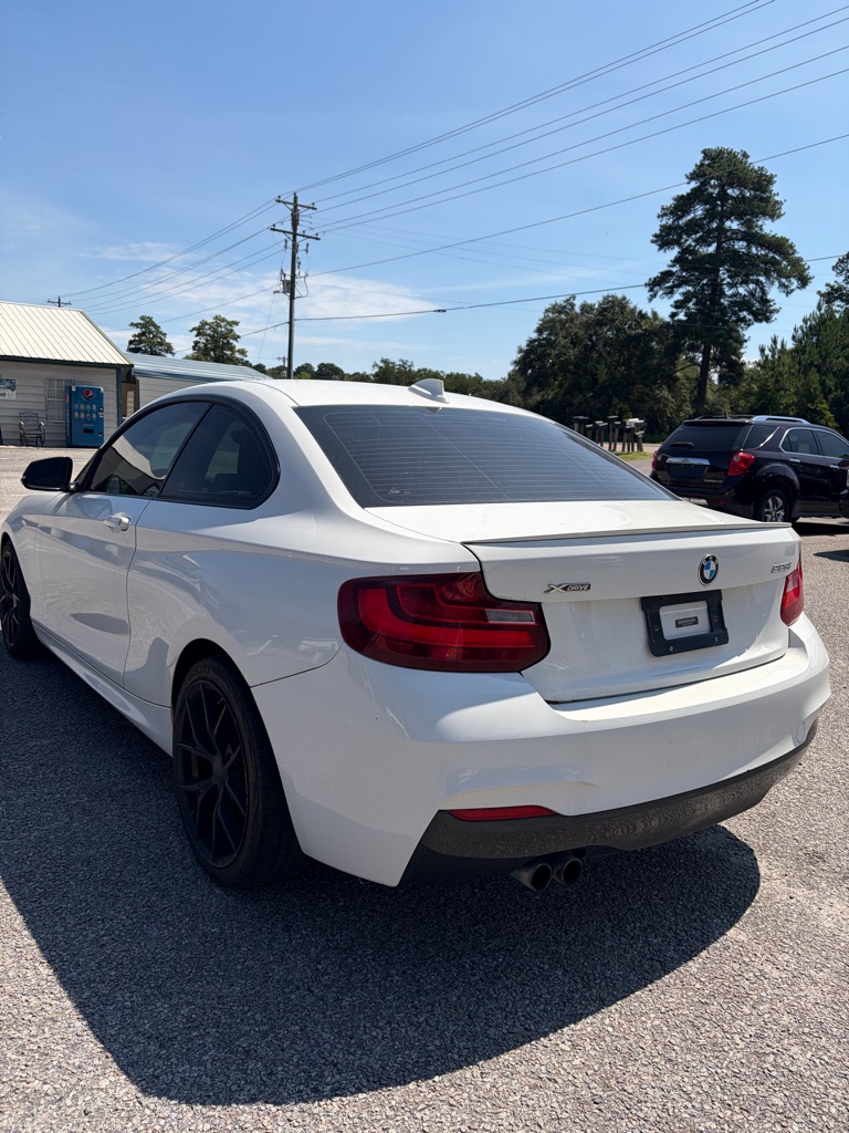 Photo 9 of this BMW 228