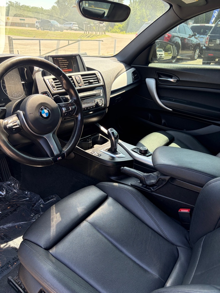 Photo 4 of this BMW 228